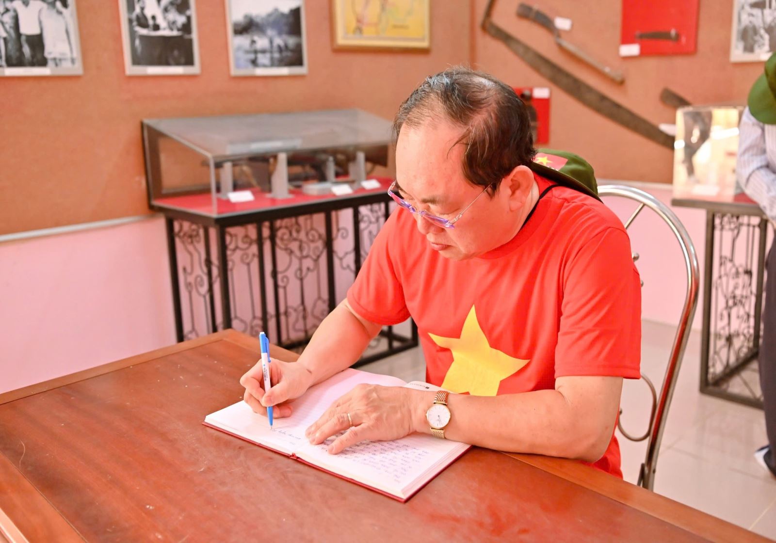 Hành trình về nguồn tại Chiến khu Đ-5.jpg